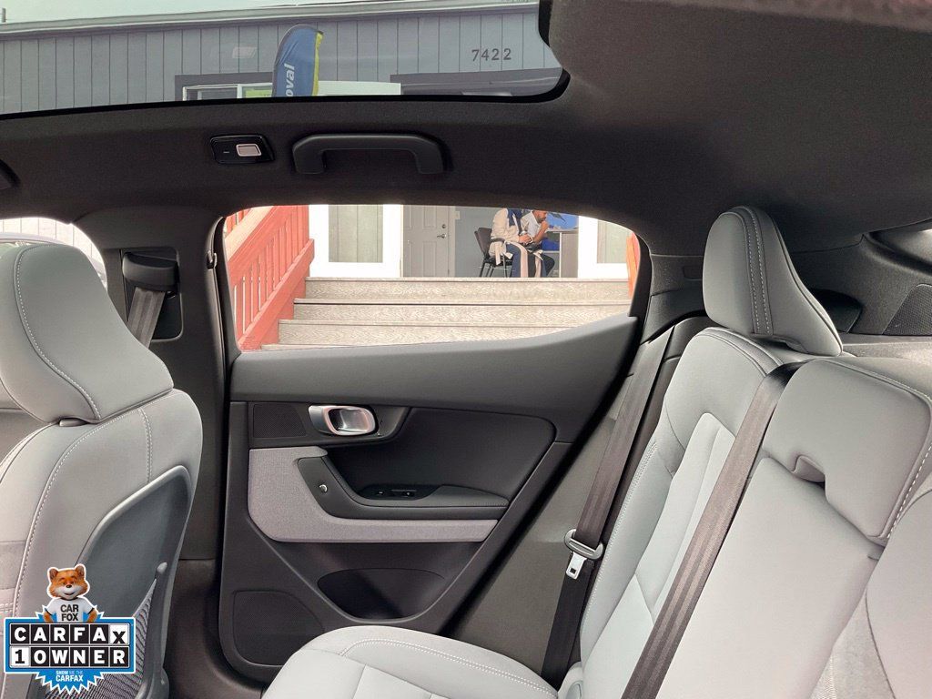 Used 2024 Polestar Polestar 2 w/ Pilot Pack RWD image 32