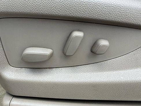 Used 2015 Chevrolet Tahoe LT w/ Luxury Package image 12