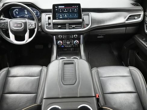 Used 2023 GMC Yukon XL SLT w/ Max Trailering Package AWD/4WD image 22