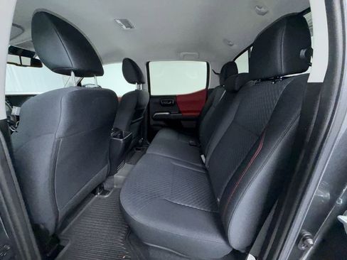 Certified 2023 Toyota Tacoma SR5 AWD/4WD image 8