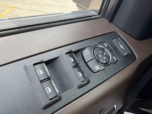 Used 2021 Ford F250 King Ranch w/ King Ranch Ultimate Package image 21