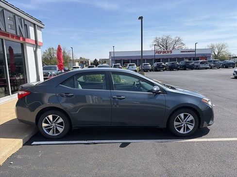 Used 2016 Toyota Corolla LE image 8