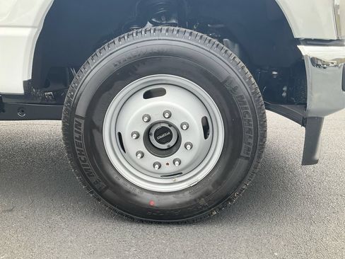 New 2026 Ford F350 XL AWD/4WD image 10