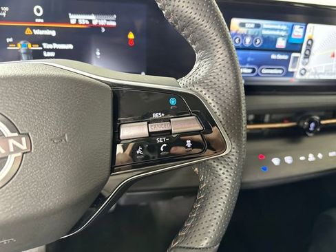 Used 2023 Nissan Ariya AWD image 16