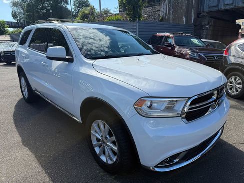 Used 2019 Dodge Durango SXT image 3