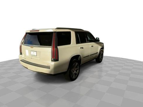 Used 2016 Cadillac Escalade Premium image 8