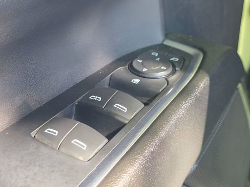Used 2024 Chevrolet Silverado 2500 LT AWD/4WD image 13
