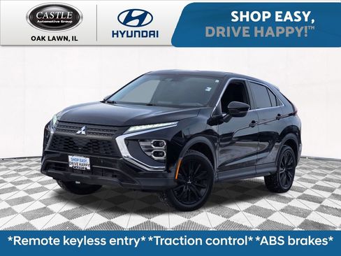 Used 2023 Mitsubishi Eclipse Cross LE image 1