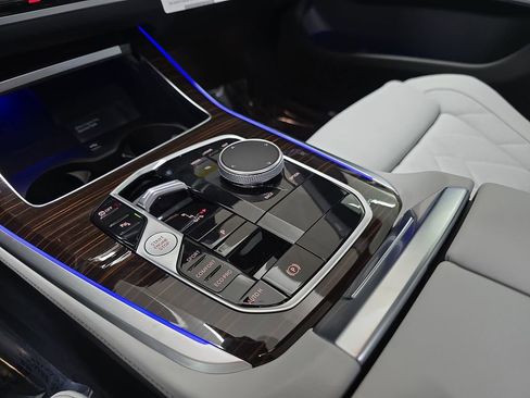 New 2026 BMW X5 sDrive40i image 19