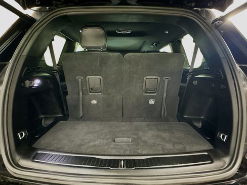 Used 2024 Jeep Grand Cherokee L Limited w/ Luxury Tech Group II image 32