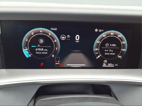 New 2026 Volkswagen Tiguan SE R-Line image 26