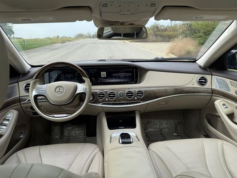 Used 2015 Mercedes-Benz S 550 4MATIC Sedan w/ Premium 1 Package image 14