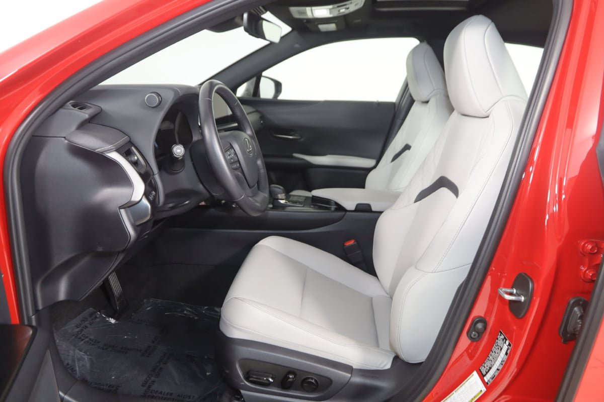 Used 2025 Lexus UX 300h FWD w/ Accessory Package (Z1) image 12
