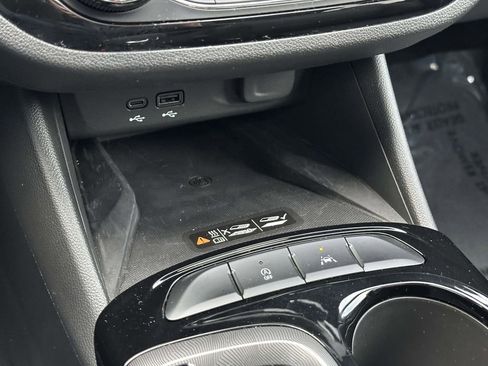 Certified 2024 Buick Envista Sport Touring w/ Convenience I Package image 30