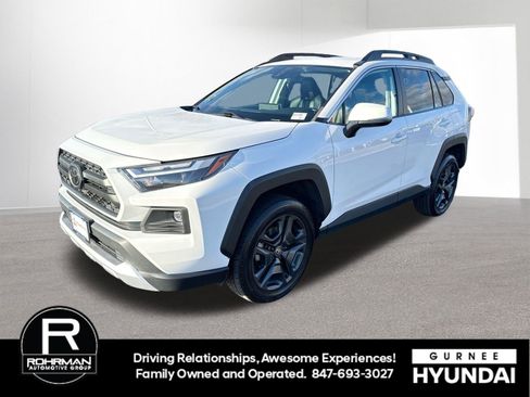 Used 2023 Toyota RAV4 Adventure image 4