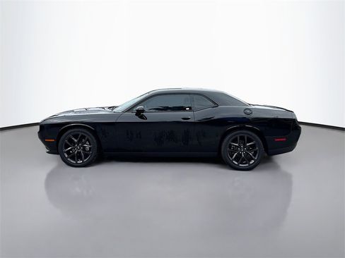 Used 2023 Dodge Challenger SXT w/ Blacktop Package image 4