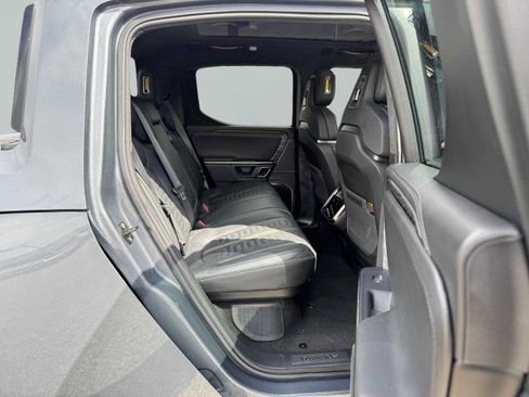 Used 2022 Rivian R1T Adventure image 50