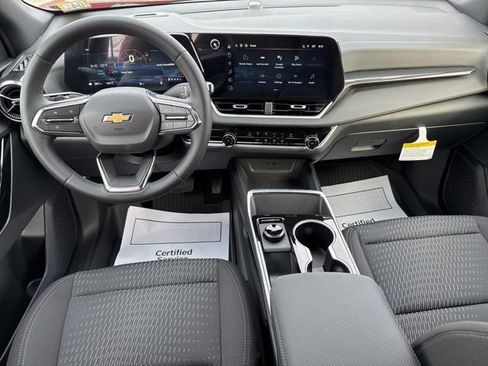 New 2026 Chevrolet Equinox LT w/ Safety and Technology Package AWD/4WD image 23