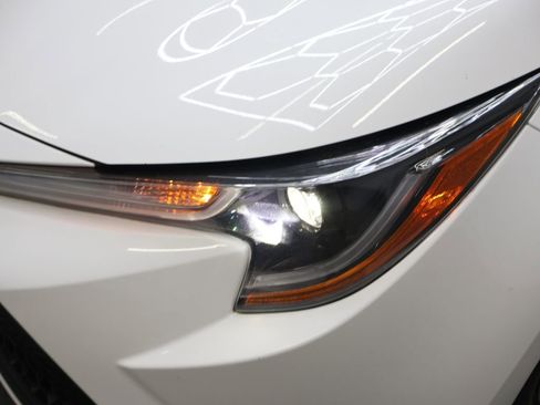 Used 2022 Toyota Corolla LE FWD image 29