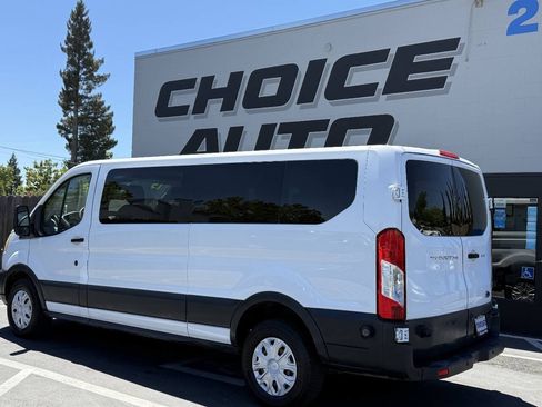 Used 2015 Ford Transit 350 XLT RWD image 22