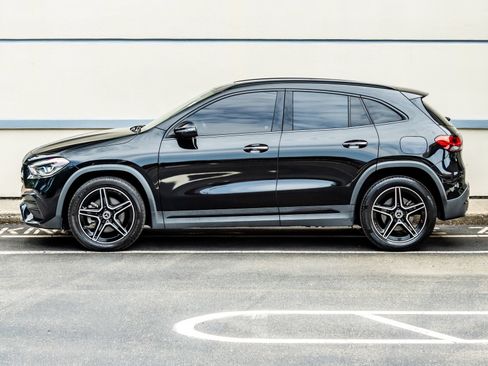 Used 2021 Mercedes-Benz GLA 250 4MATIC image 4