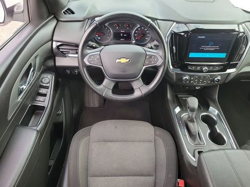Certified 2023 Chevrolet Traverse LT image 18