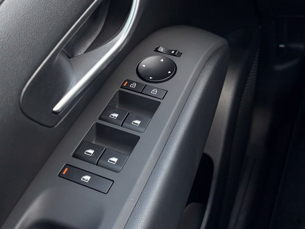 New 2027 Hyundai Santa Cruz SE FWD image 18