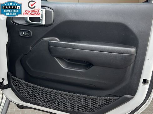 Certified 2022 Jeep Wrangler Unlimited Rubicon w/ Xtreme Recon 35" Tire Package image 37