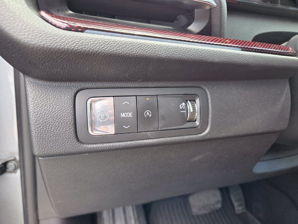 Used 2024 Chevrolet Traverse RS w/ LPO, Floor Liner Package FWD image 24