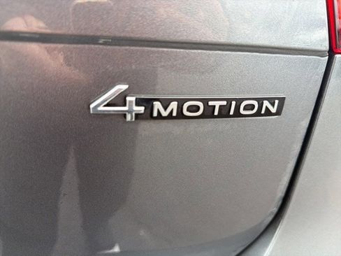 Used 2022 Volkswagen Tiguan SE image 13