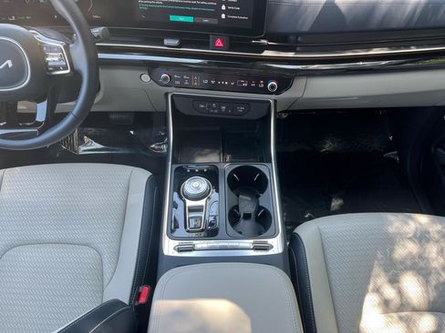 Used 2026 Kia Carnival SX Prestige FWD image 20