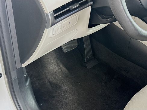 Used 2026 Hyundai Tucson SEL FWD image 17