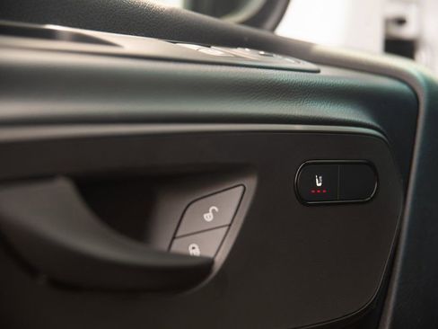 Used 2024 Mercedes-Benz Sprinter 144 Cargo image 21