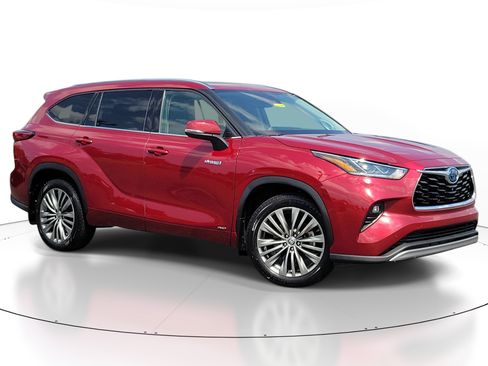Used 2020 Toyota Highlander Platinum AWD/4WD image 1