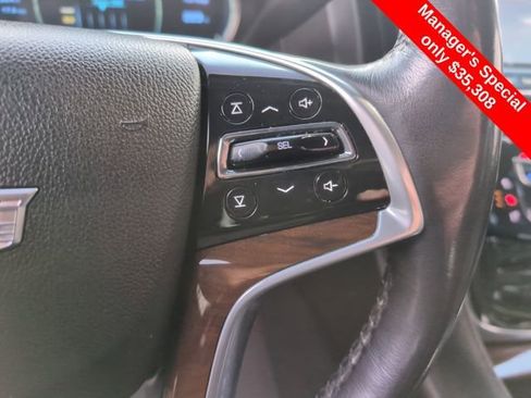 Used 2019 Cadillac Escalade Premium Luxury image 18