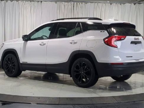 Used 2020 GMC Terrain SLE w/ Driver Convenience Package FWD image 8