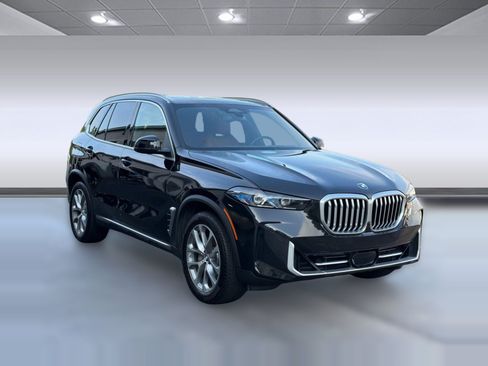 Used 2026 BMW X5 sDrive40i w/ Premium Package RWD image 7