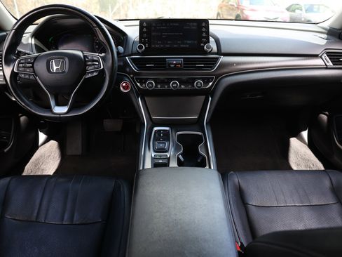 Used 2020 Honda Accord Touring image 26