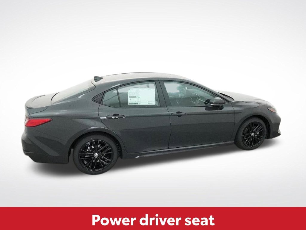 Used 2026 Toyota Camry SE FWD image 13
