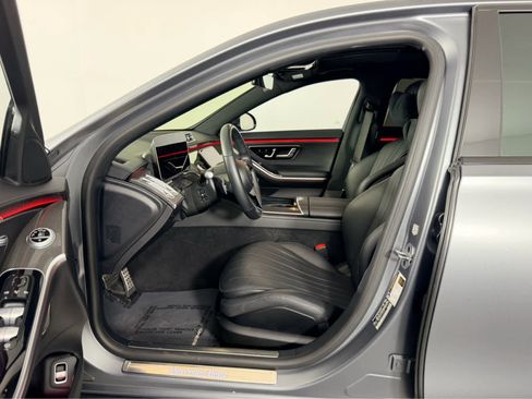 Used 2023 Mercedes-Benz S 580 4MATIC Sedan image 9