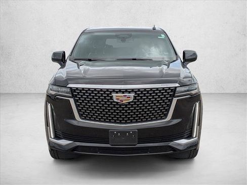Used 2023 Cadillac Escalade ESV Luxury AWD/4WD image 2