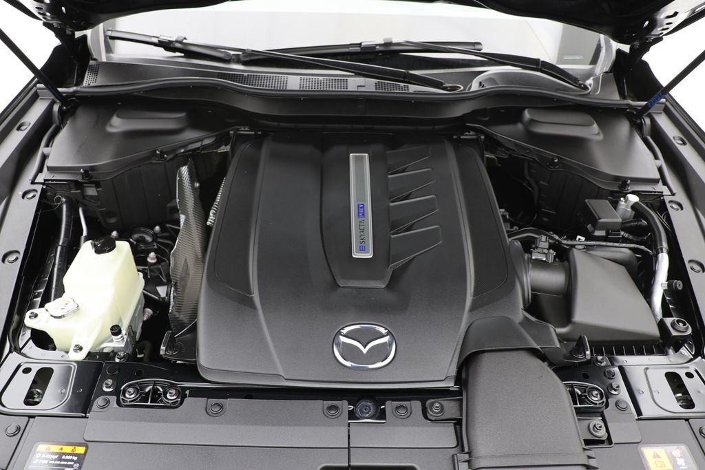 Used 2025 MAZDA CX-70 Plug-In Hybrid w/ Premium Plus AWD/4WD image 32