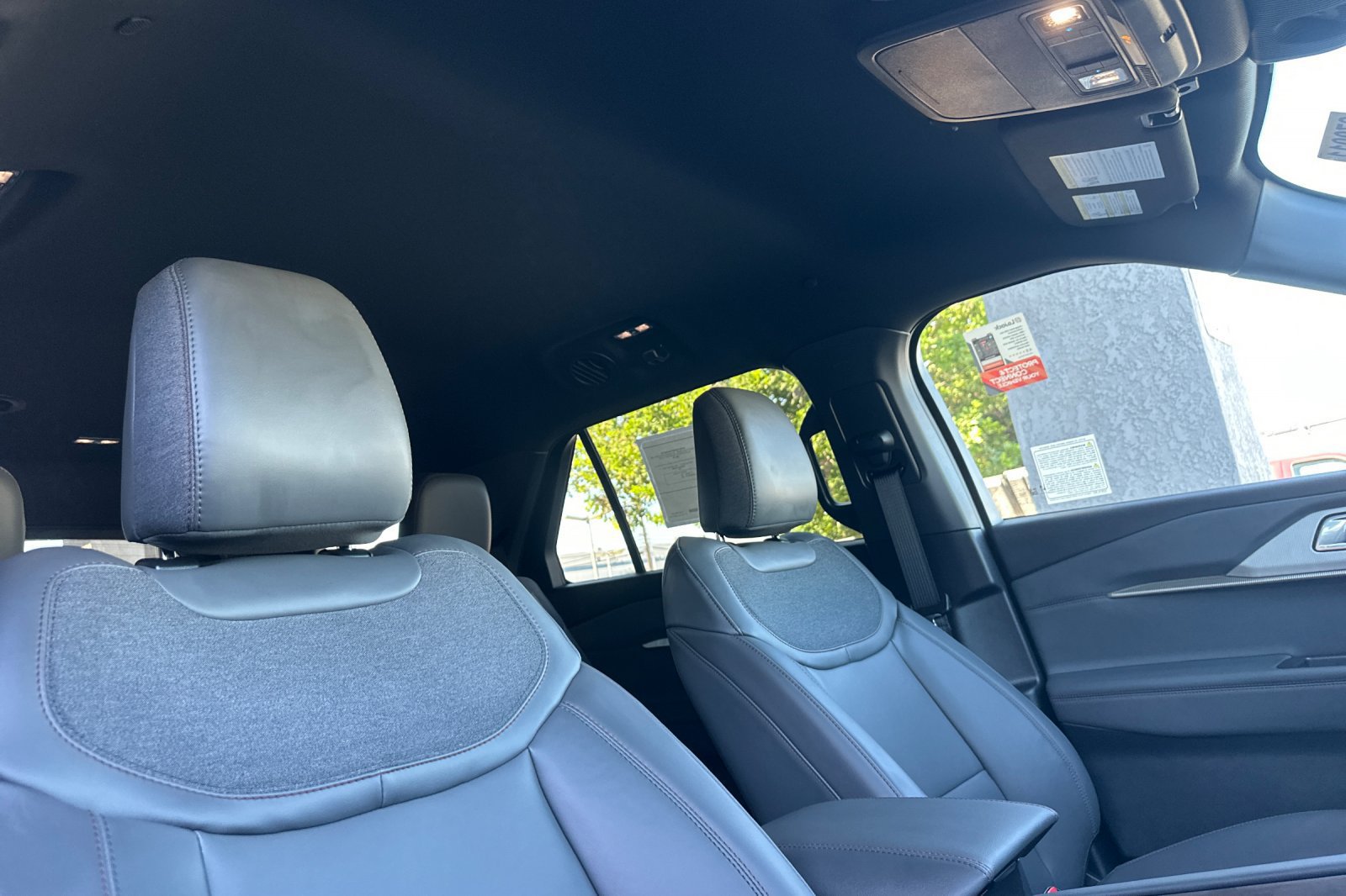 New 2027 Ford Explorer Active w/ Active Comfort Package RWD image 17