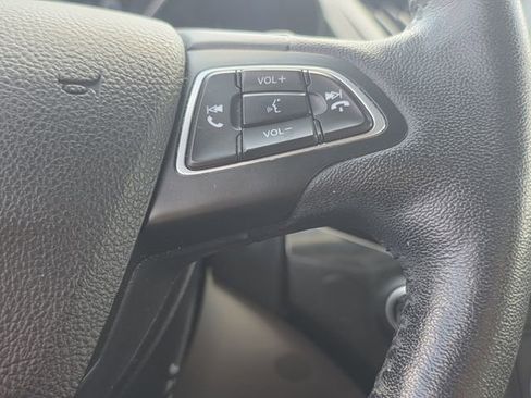 Used 2017 Ford Escape Titanium w/ Equipment Group 301A FWD image 17