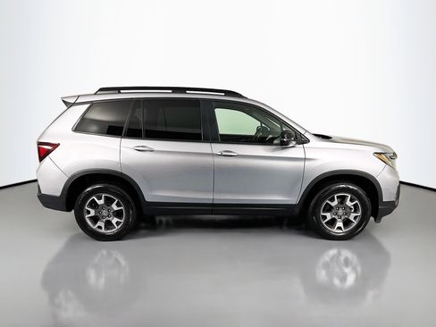 Certified 2023 Honda Passport TrailSport image 4