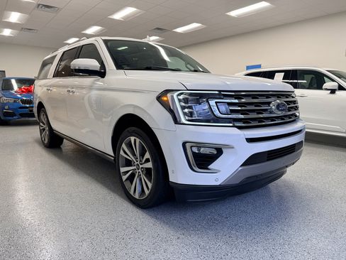 Used 2020 Ford Expedition Max Limited w/ Equipment Group 302A image 11