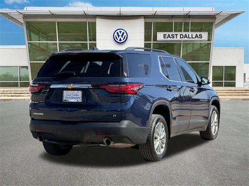 Used 2023 Chevrolet Traverse LT image 5