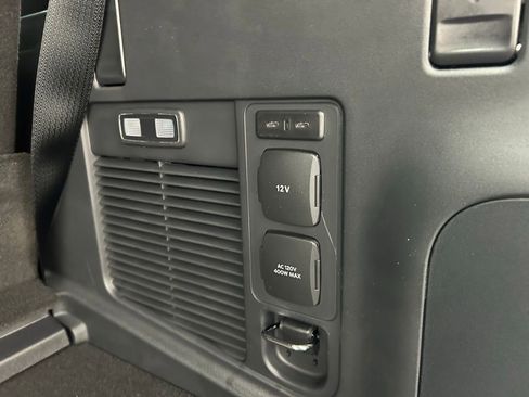 New 2025 Ford Expedition Tremor image 31