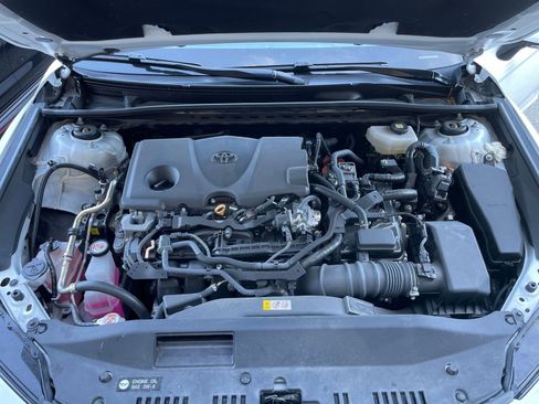 Used 2025 Toyota Camry LE image 31