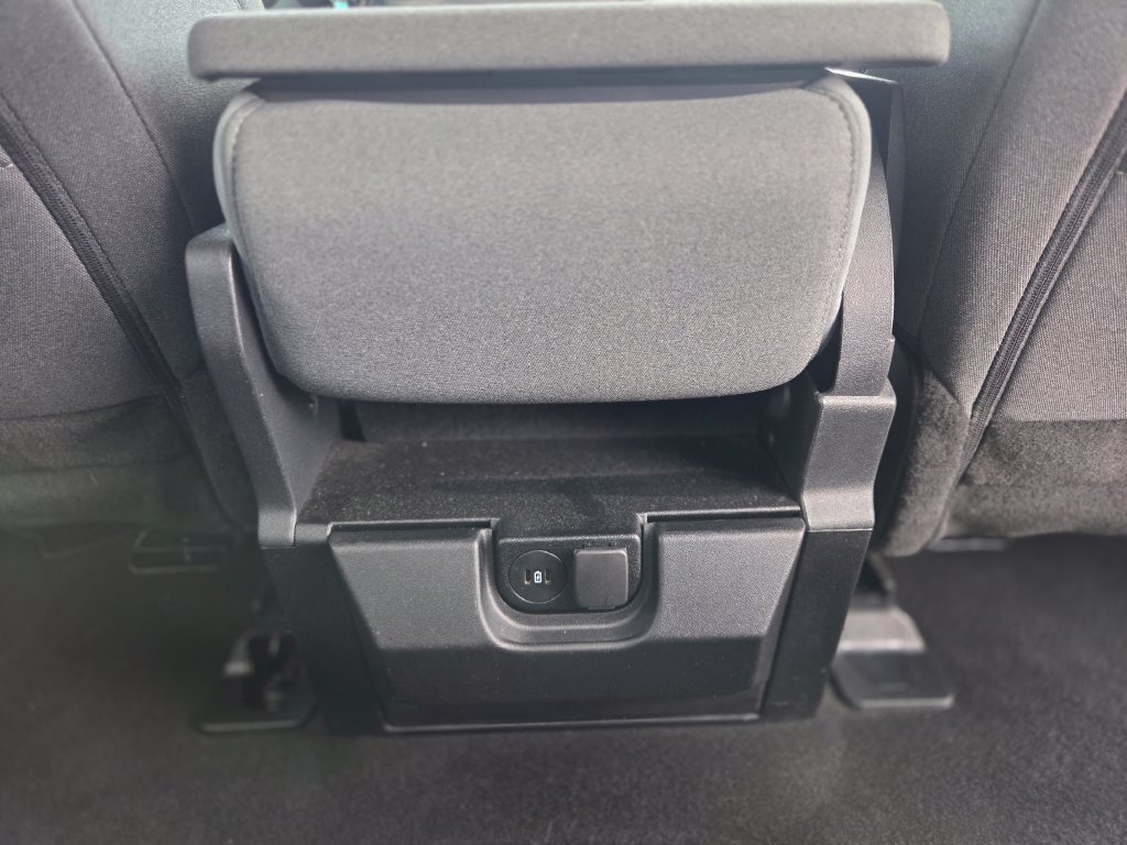 Used 2025 Ford F150 XLT w/ Equipment Group 301A Standard RWD image 12